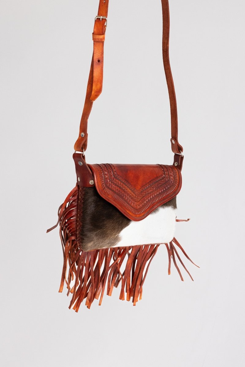 Dakota Fringes - Leather & Cowhide Crossbody - Mama Ponchos