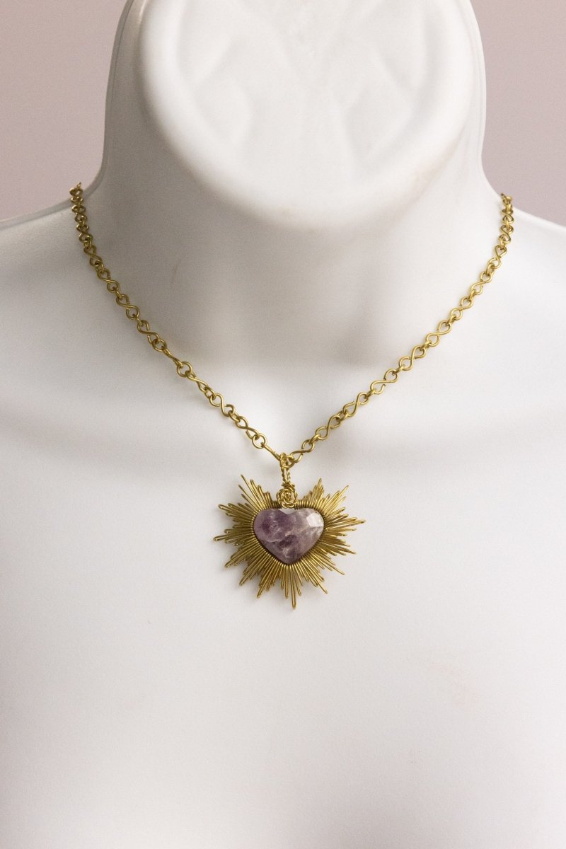 Jesus Sacred Heart – Handmade Necklace - Mama Ponchos