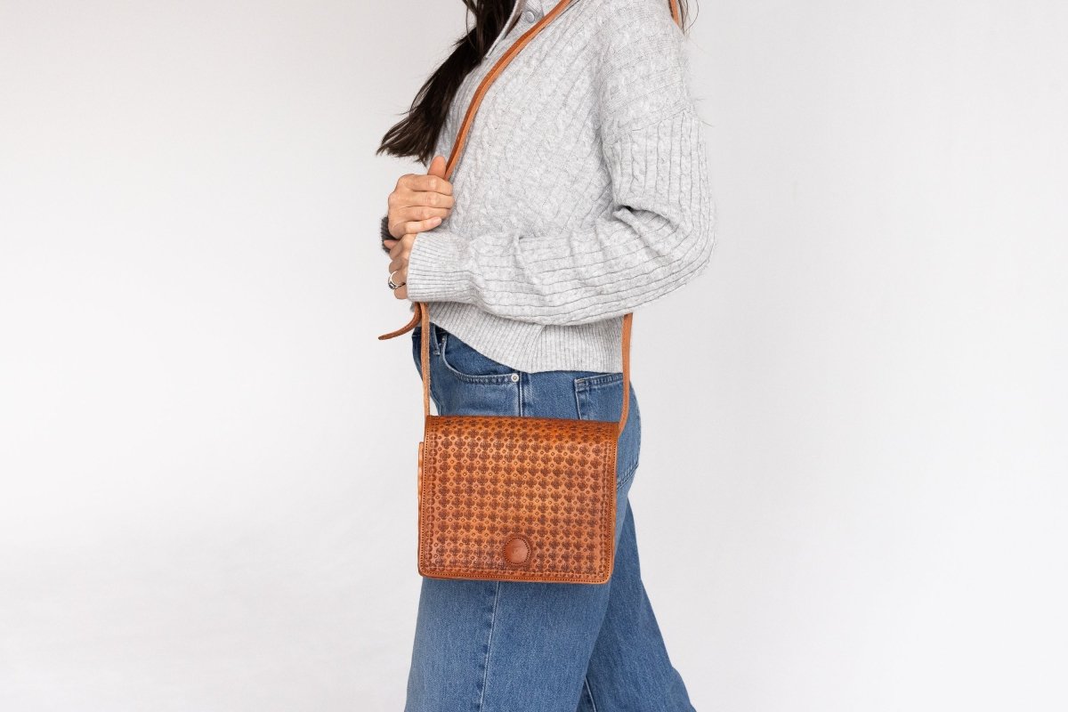 Lisboa - Crossbody Purse - Mama Ponchos