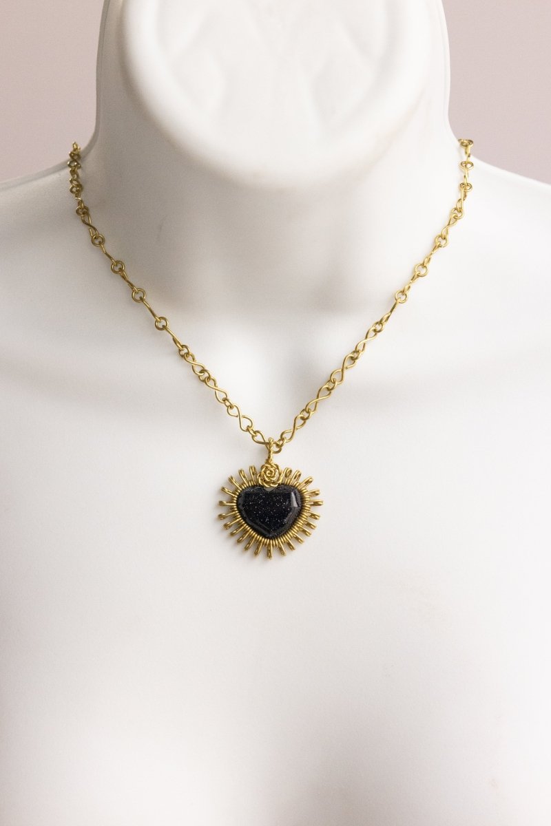 Mary Immaculate Heart – Handmade Necklace - Mama Ponchos