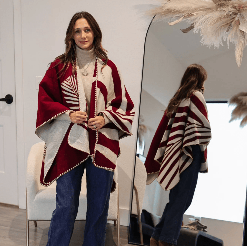 Palm Reversible Shawl - Mama Ponchos