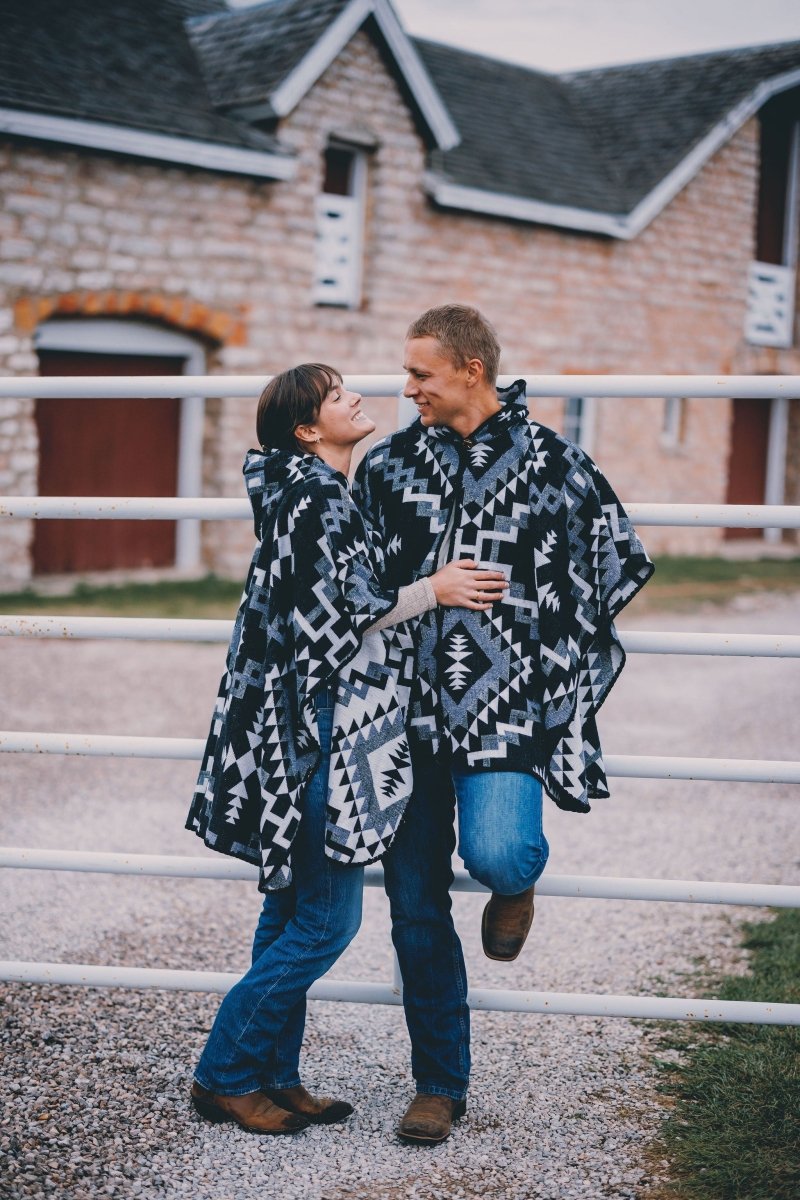 Poncho Aymara Black & White – Reversible Handmade Poncho with Hoodie - Mama Poncho LLC