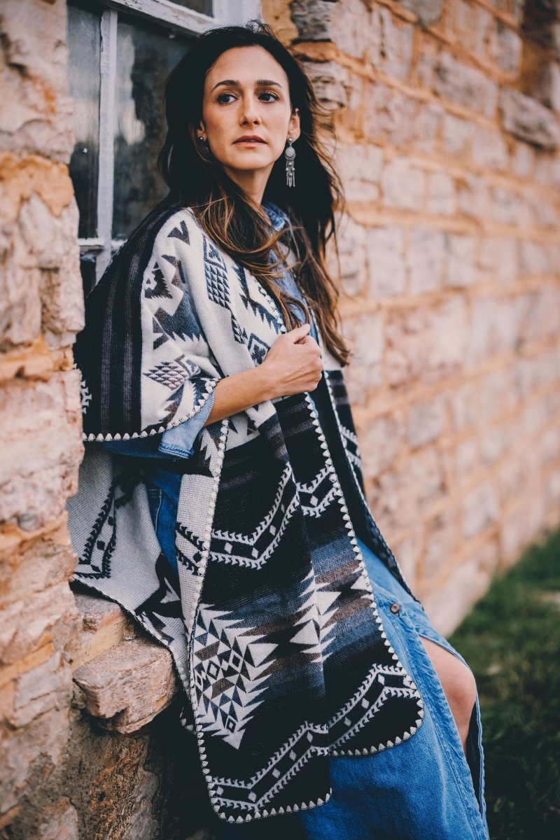 Poncho Chasca – Handmade Reversible for Men and Women - Mama Poncho LLC