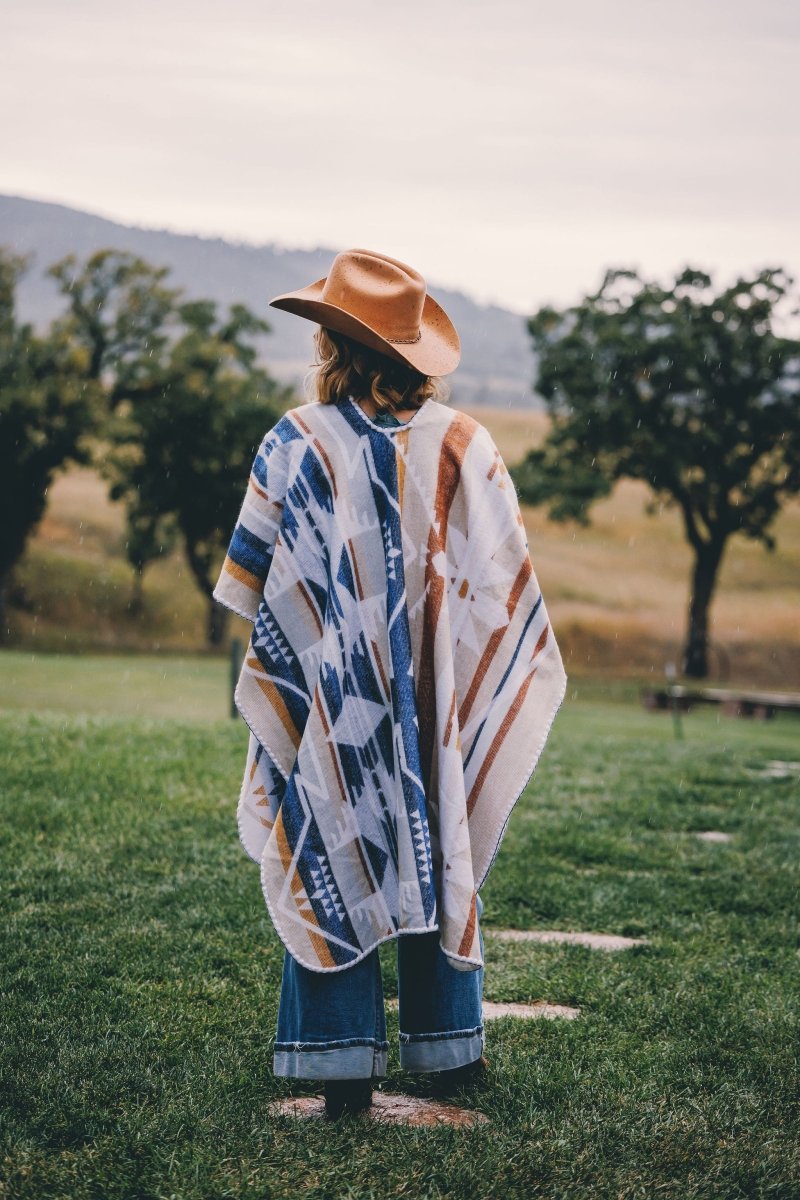 Shawl Salar – Pastel Reversible Handmade Unisex Poncho - Mama Poncho LLC